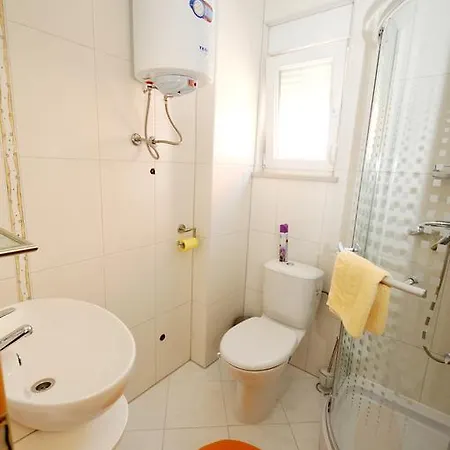 Apartmani- Lastro