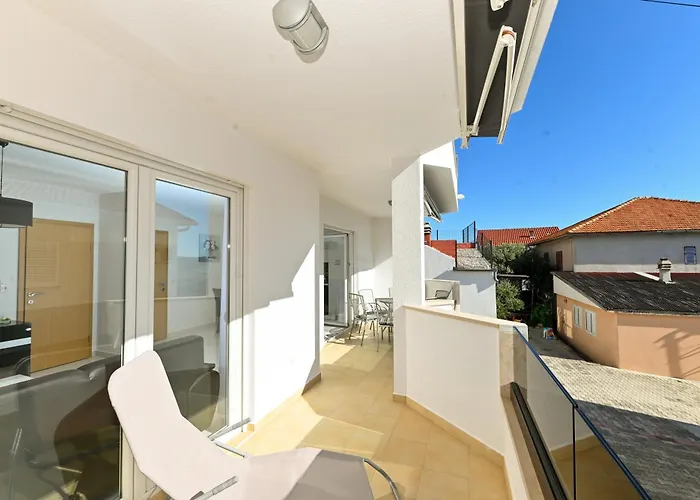Apartment Apartmani- Lastro Trogir