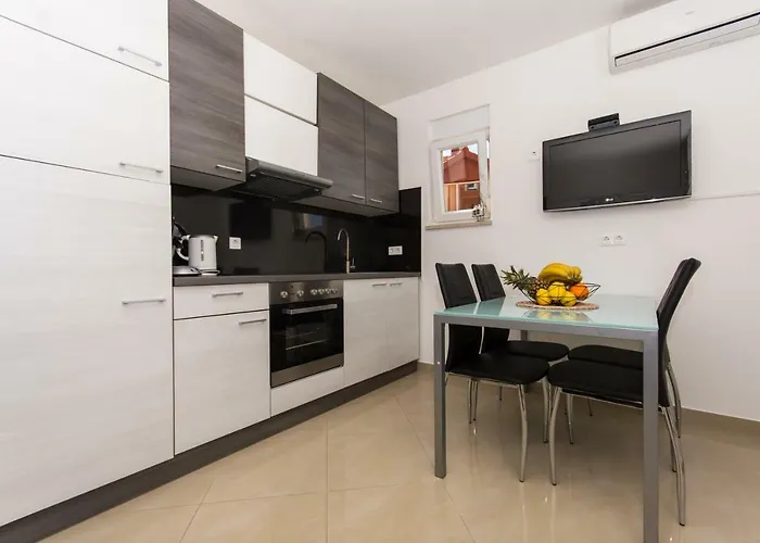 Apartment Apartmani- Lastro Trogir
