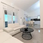 Apartmani- Lastro *
