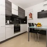 Apartman Apartmani- Lastro Trogir