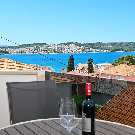 شقة Apartmani- Lastro *