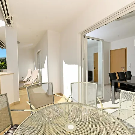 Apartmani- Lastro شقة